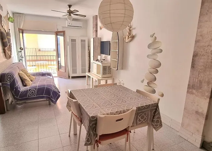 Vidabrava, Tossa Medievo, A 150 M De La Playa