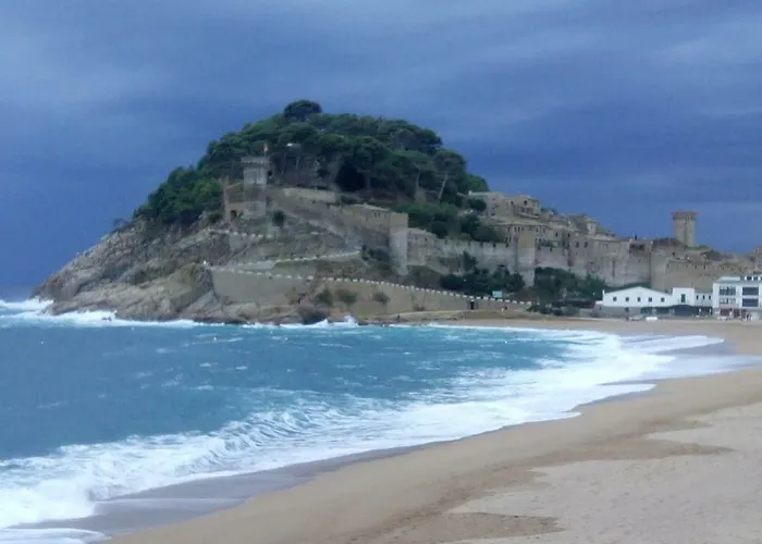 Vidabrava, Tossa Medievo, A 150 M De La Playa *